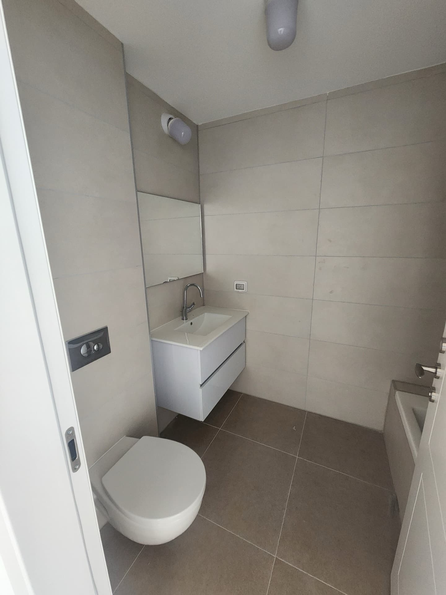 Office space for your next move in City Center, Jerusalem — image 11