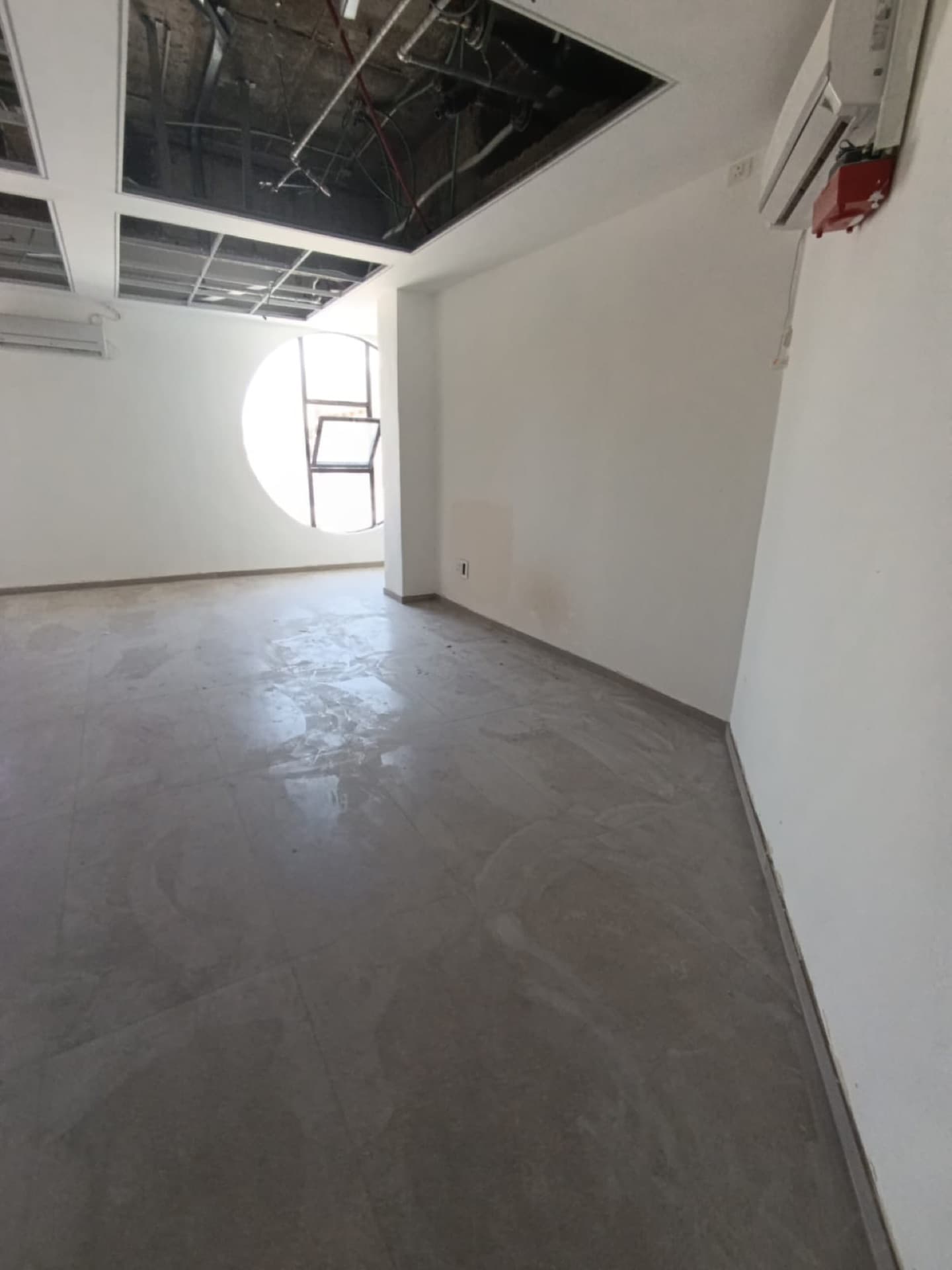 Commercial space for your next opportunity in Har Hotzvim, Jerusalem | 65 m² — image 3