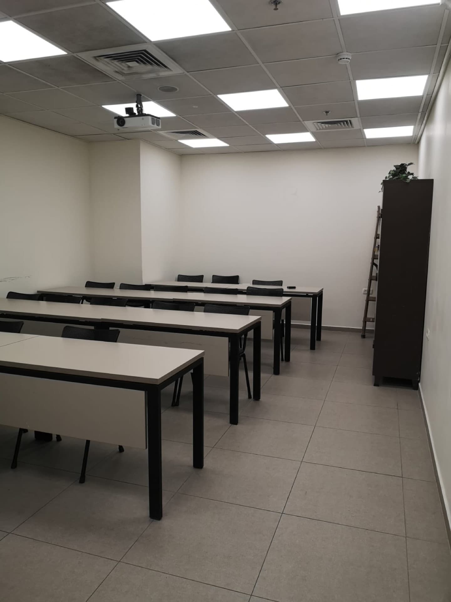 משרד לעסק הבא שלכם בהר חוצבים, ירושלים — תמונה 2