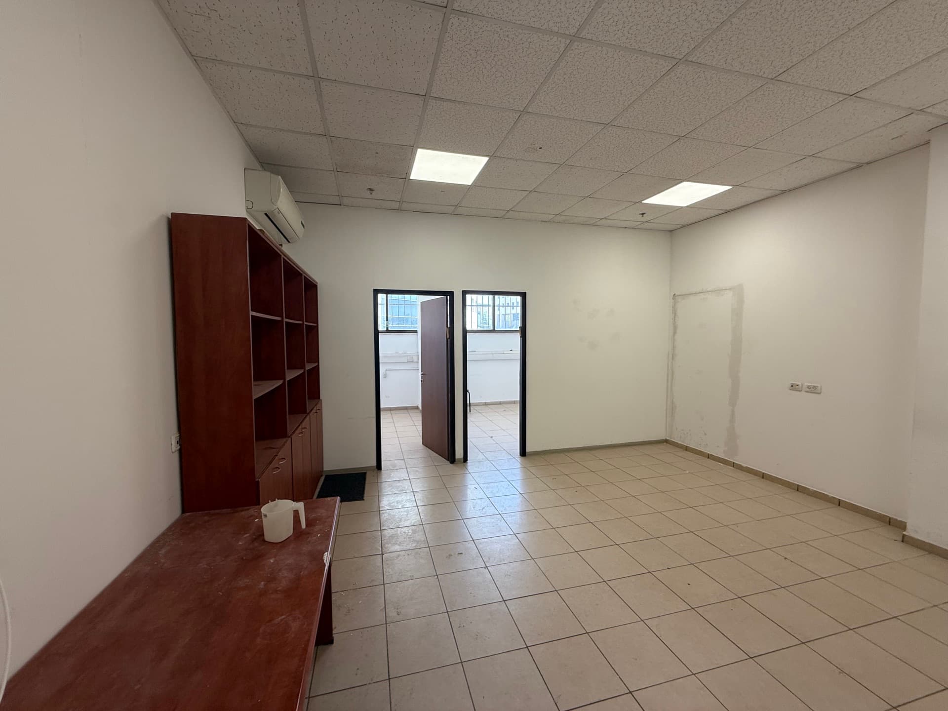 להשכרה: חלל מסחרי להזדמנות הבאה בגבעת שאול, ירושלים | 50 מ״ר — תמונה 2