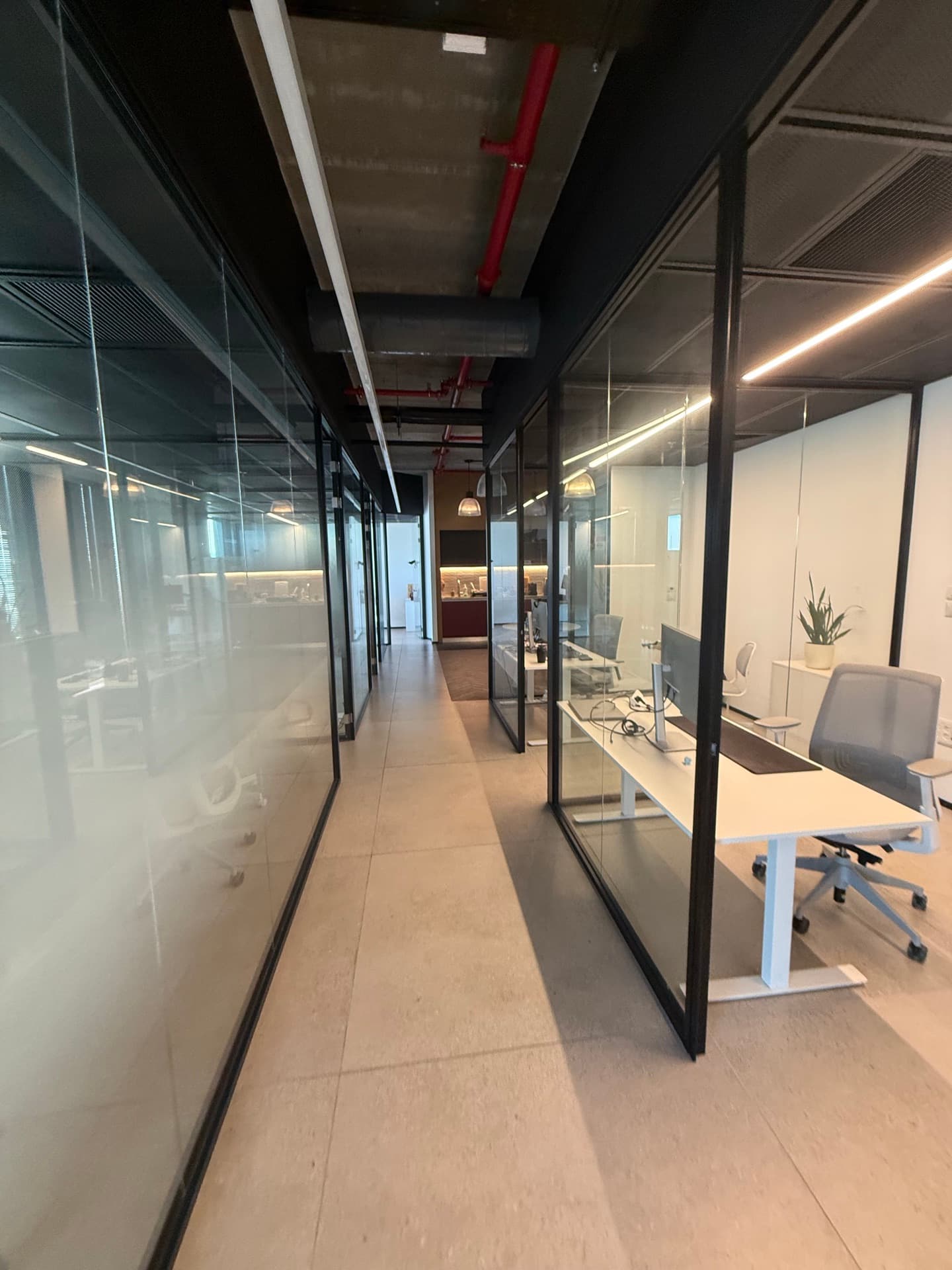 For rent: Office space for your next move in Tel Aviv | 290 m² — image 9