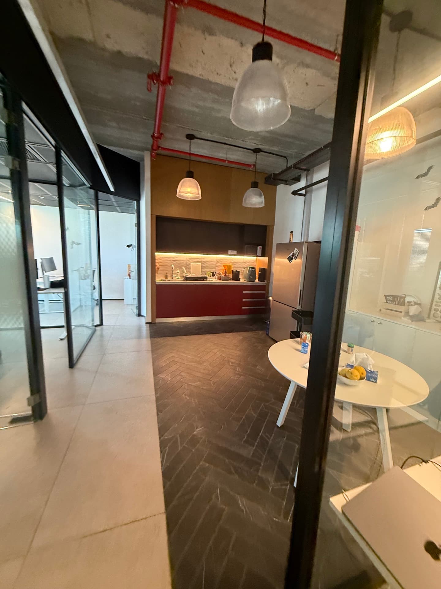 For rent: Office space for your next move in Tel Aviv | 290 m² — image 11