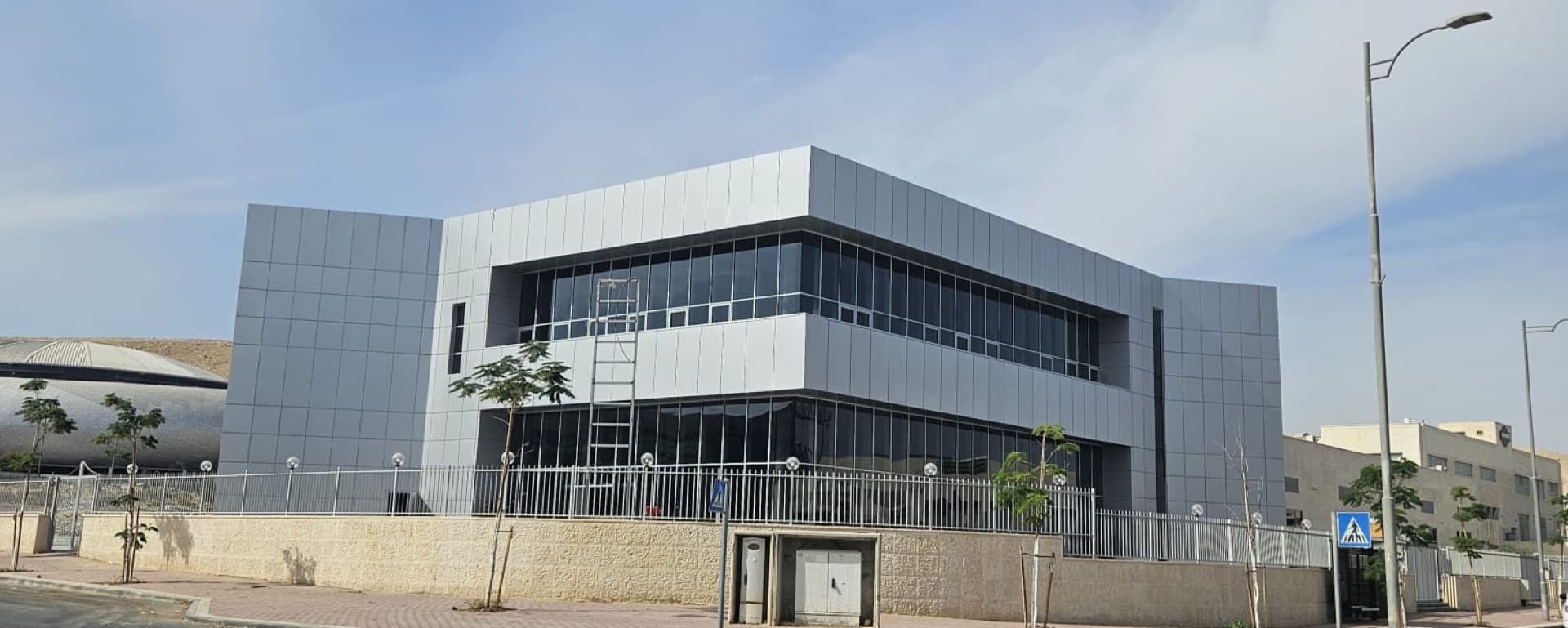משרד לעסק הבא שלכם במישור אדומים, מעלה אדומים — תמונה 9
