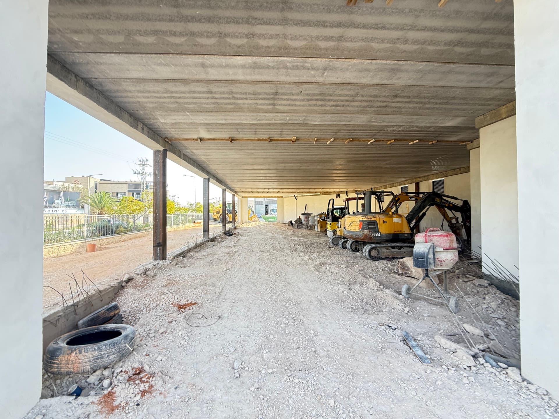 חלל לבית קפה ולאירוח במישור אדומים, מעלה אדומים | 300 מ״ר — תמונה 4