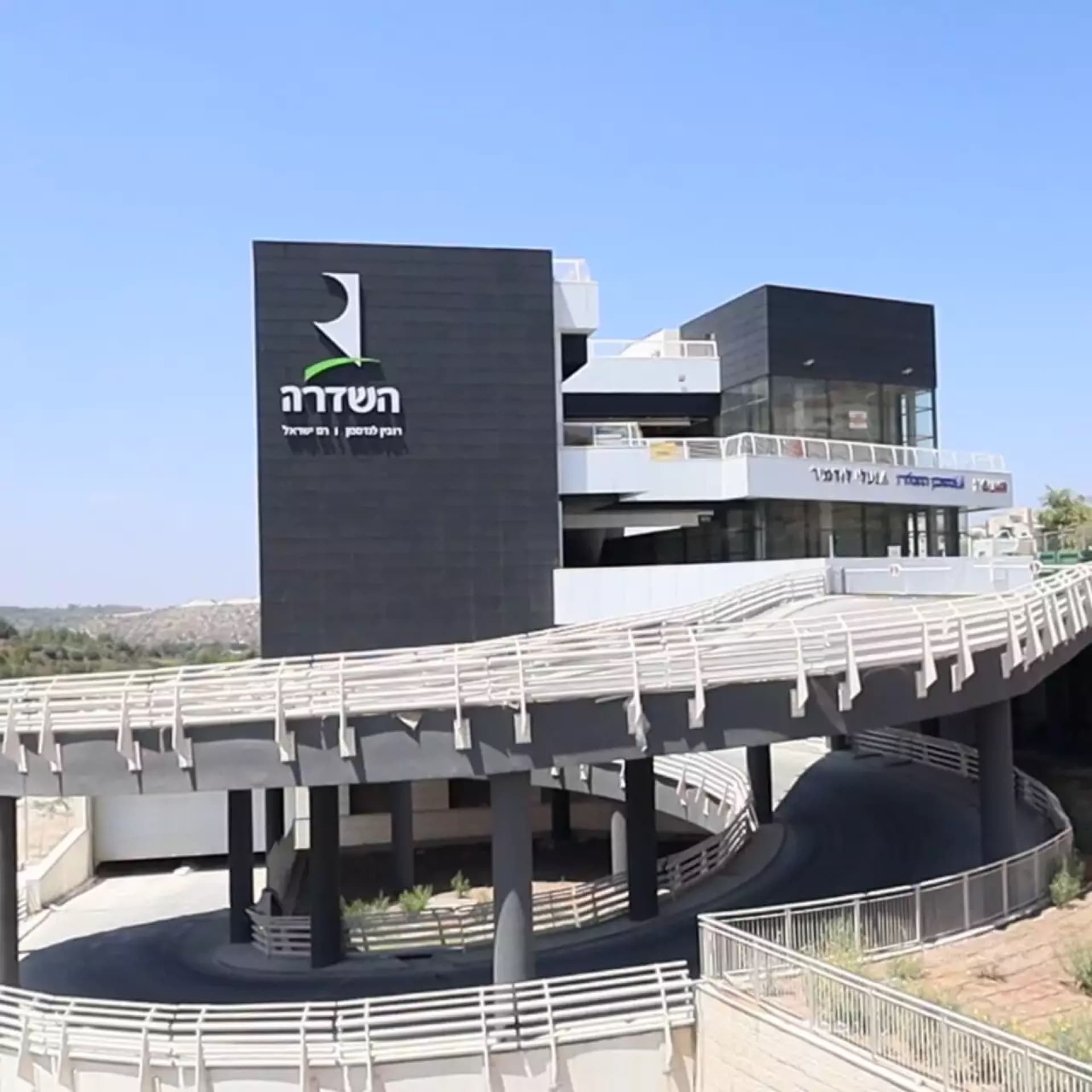 Retail shop for your next commercial opportunity in Central Beit Shemesh, Beit Shemesh | 65 m²