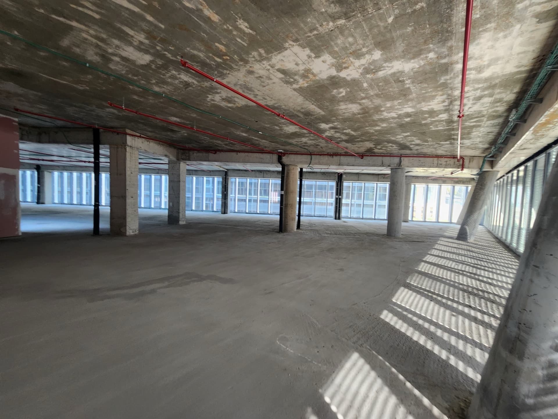 For rent: Commercial space for your next opportunity in Har Hotzvim, Jerusalem — image 6