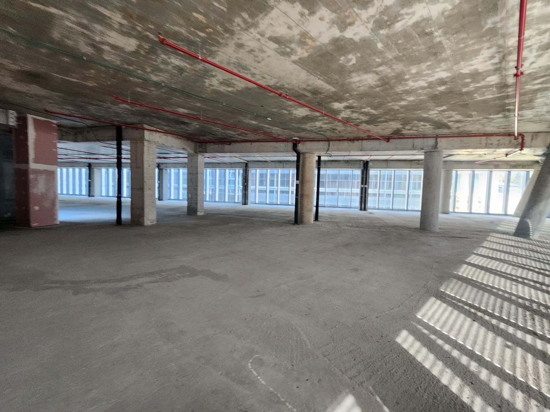 For rent: Commercial space for your next opportunity in Har Hotzvim, Jerusalem — image 7