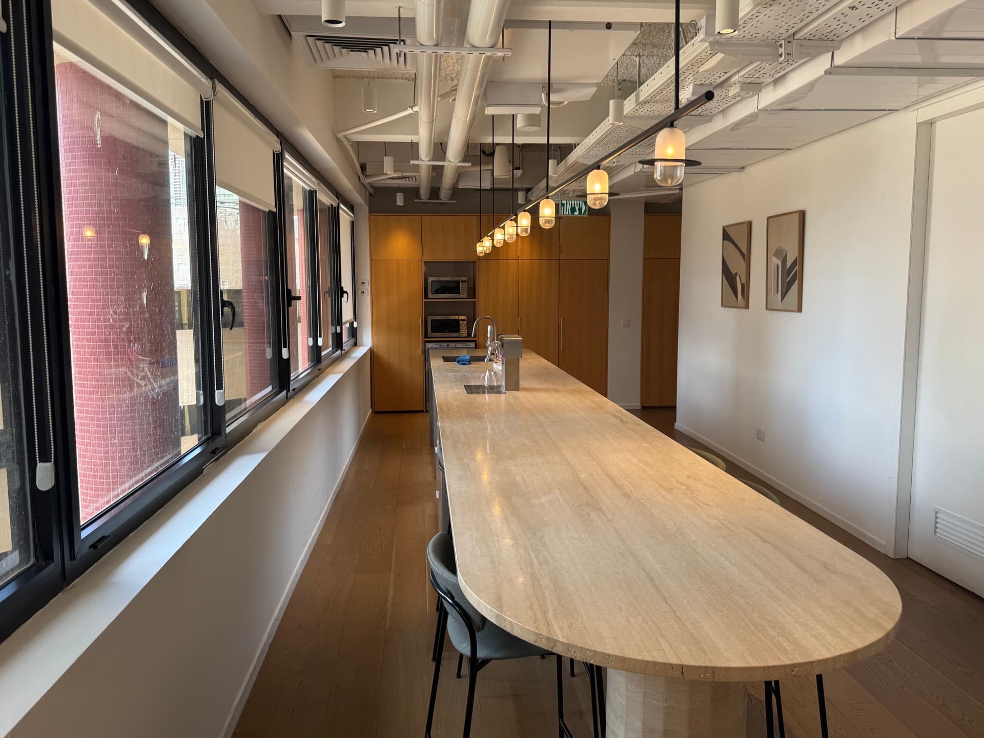 For rent: Office space for your next move in Riscified Building, Shaul HaMelech Street, Tel Aviv | 2,000 m² — image 4